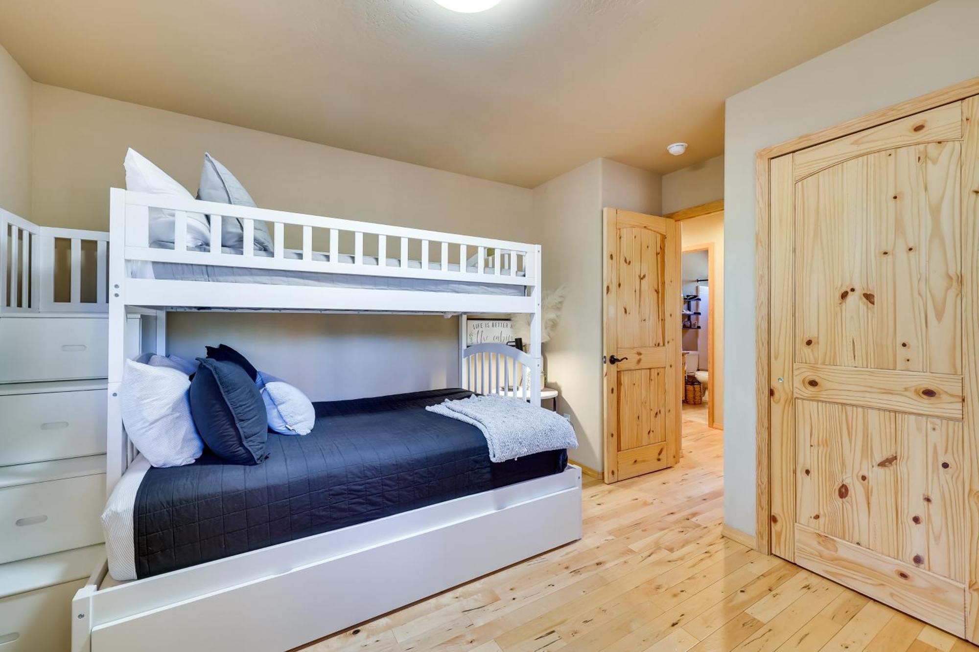 Dog-Friendly Nutrioso Cabin With Wraparound Porch! Exterior foto